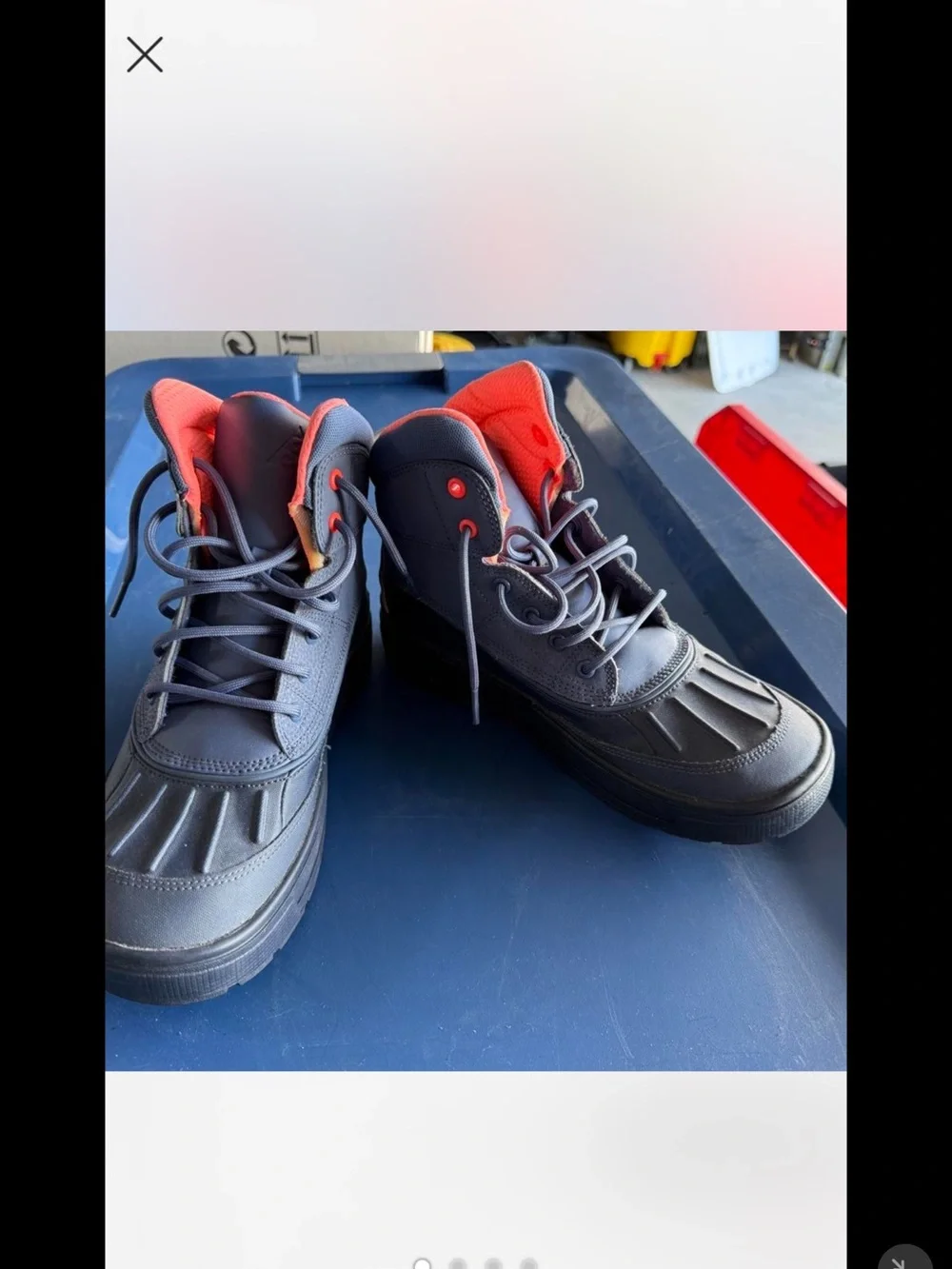 Nike Men's Black High-Top Boots with Red Lining